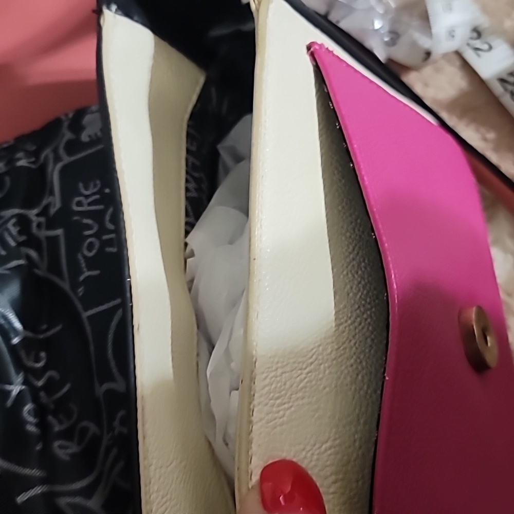 Betsy Johnson Crossbody - Picture 8 of 8
